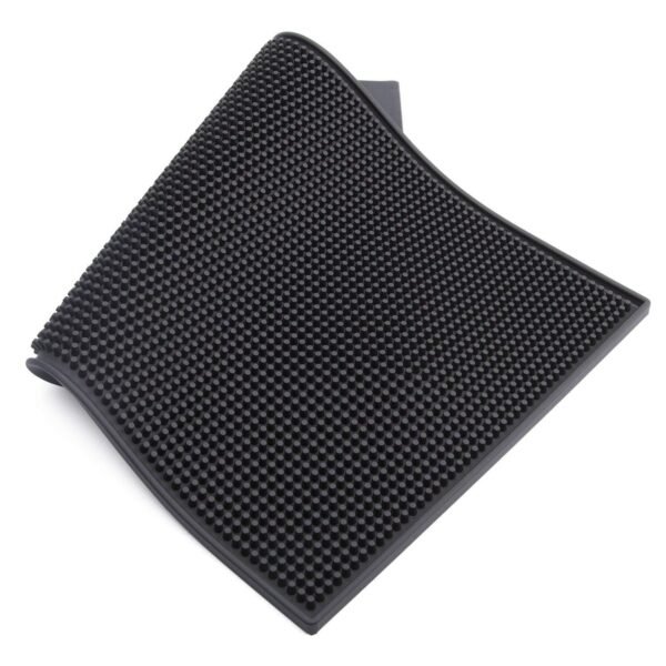 Bar Rubber mat to contain spills 18" x 12" Black